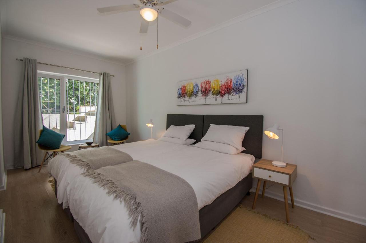 Garden- Pool Flat With Solar Electricity Somerset West Luaran gambar